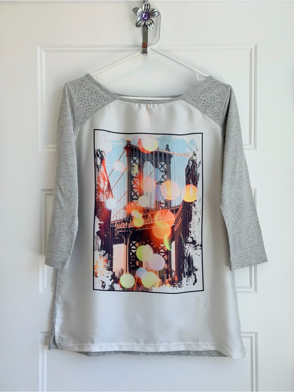 Grey Sleeve Bridge Graphic Women's Top